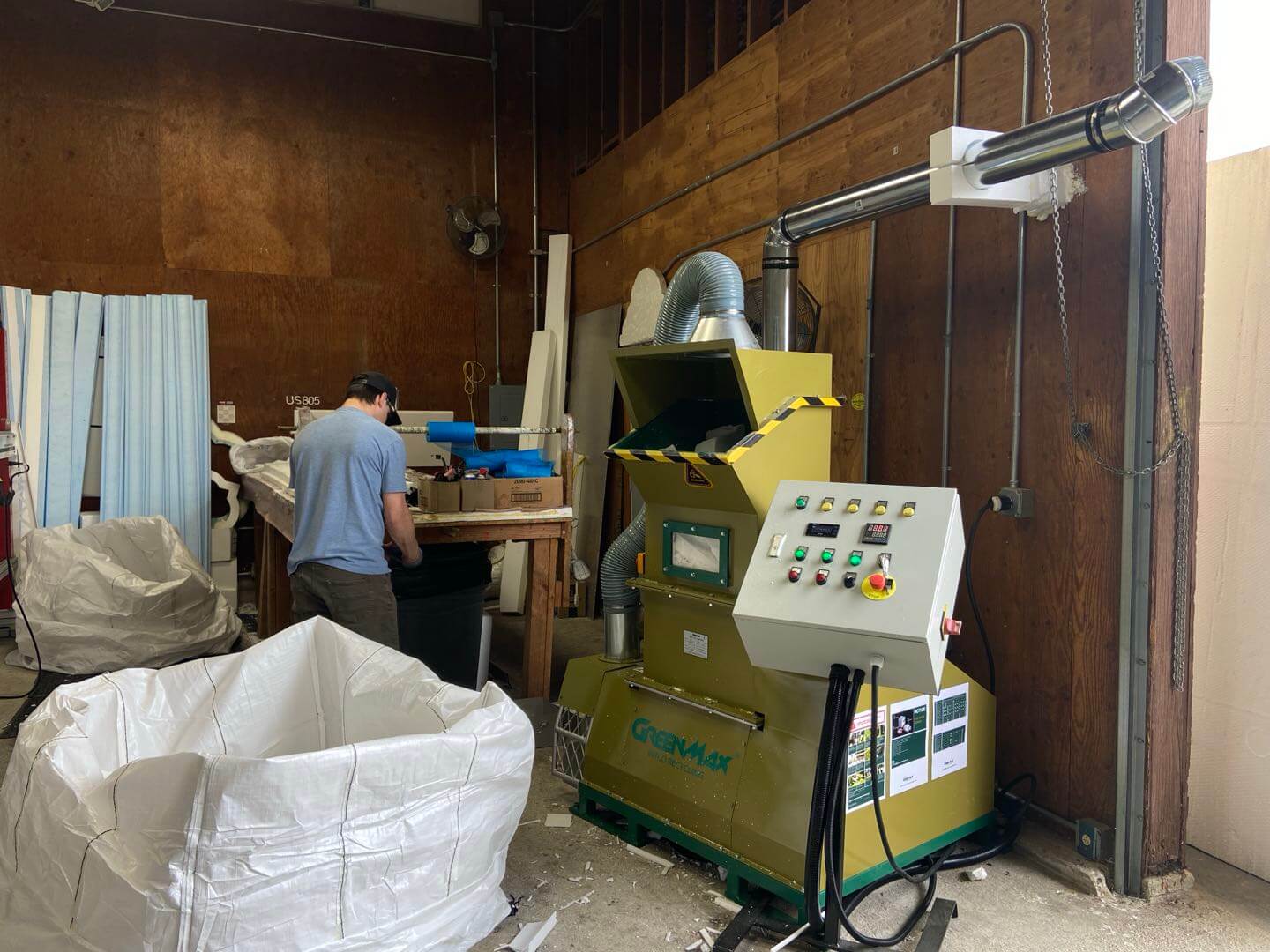 densificatore-EPS-hot-melt