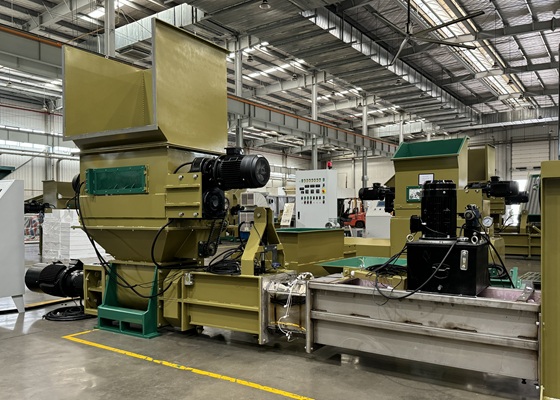 GREENMAX – bricchettatrice per EPP della serie Zeus