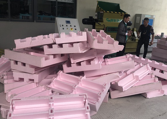 Imballaggio EPP rosa